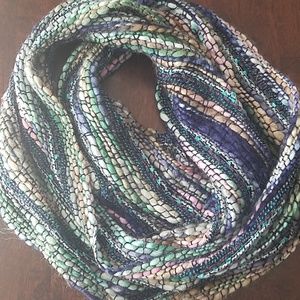 LAST CHANCE Beautiful infinity scarf